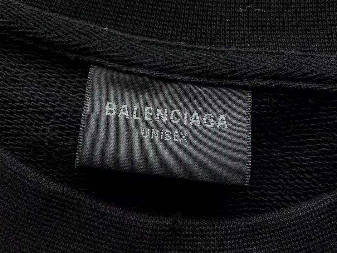 B🔥L🔥🔥🔥IA🔥A SWEATER