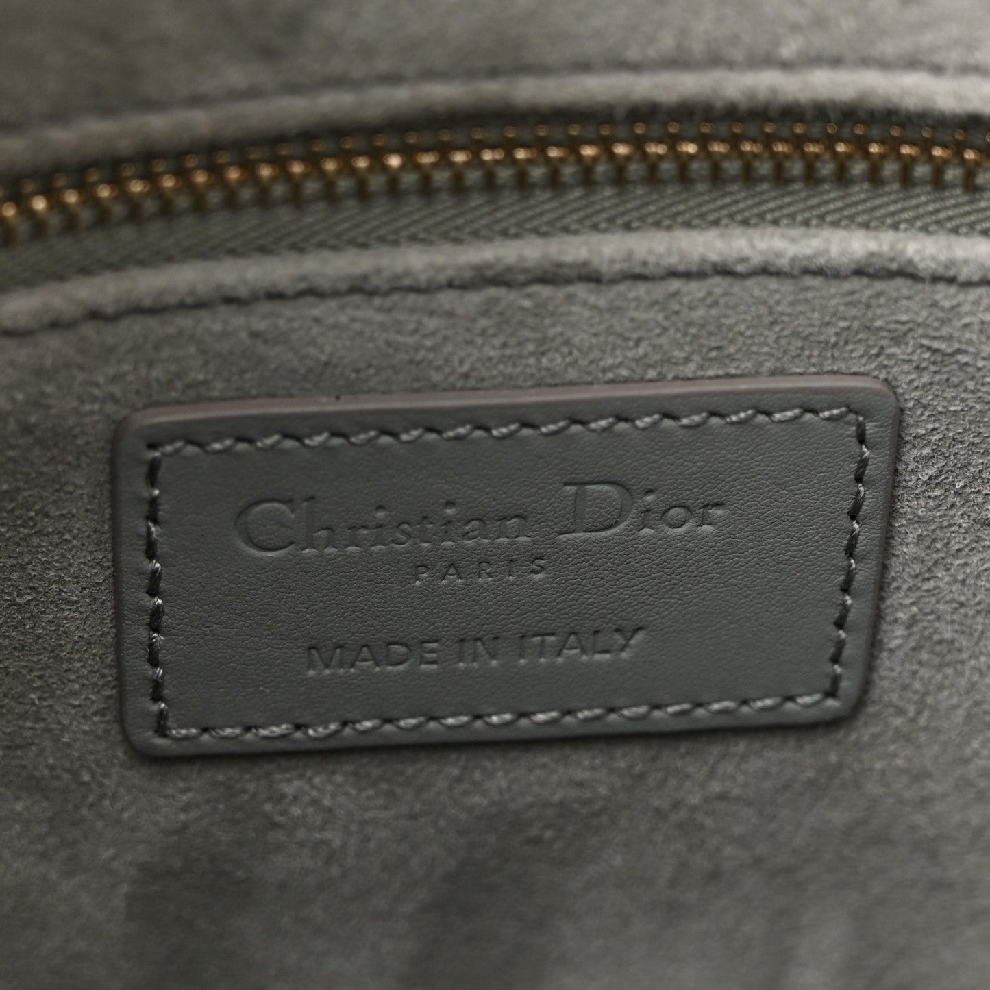 DIOR