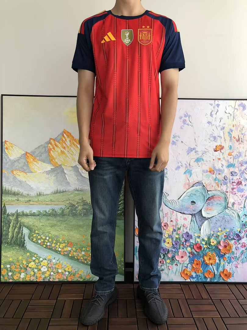 FOOTBALL T-SHIRT