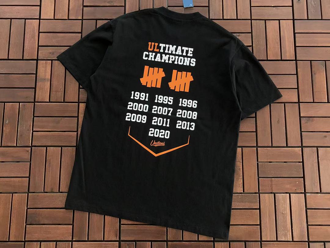 UNDEFEATED T-SHIRT