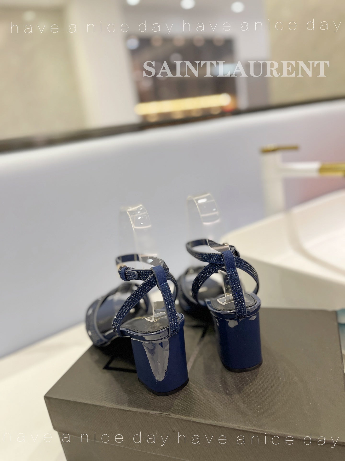 Saint Laurent