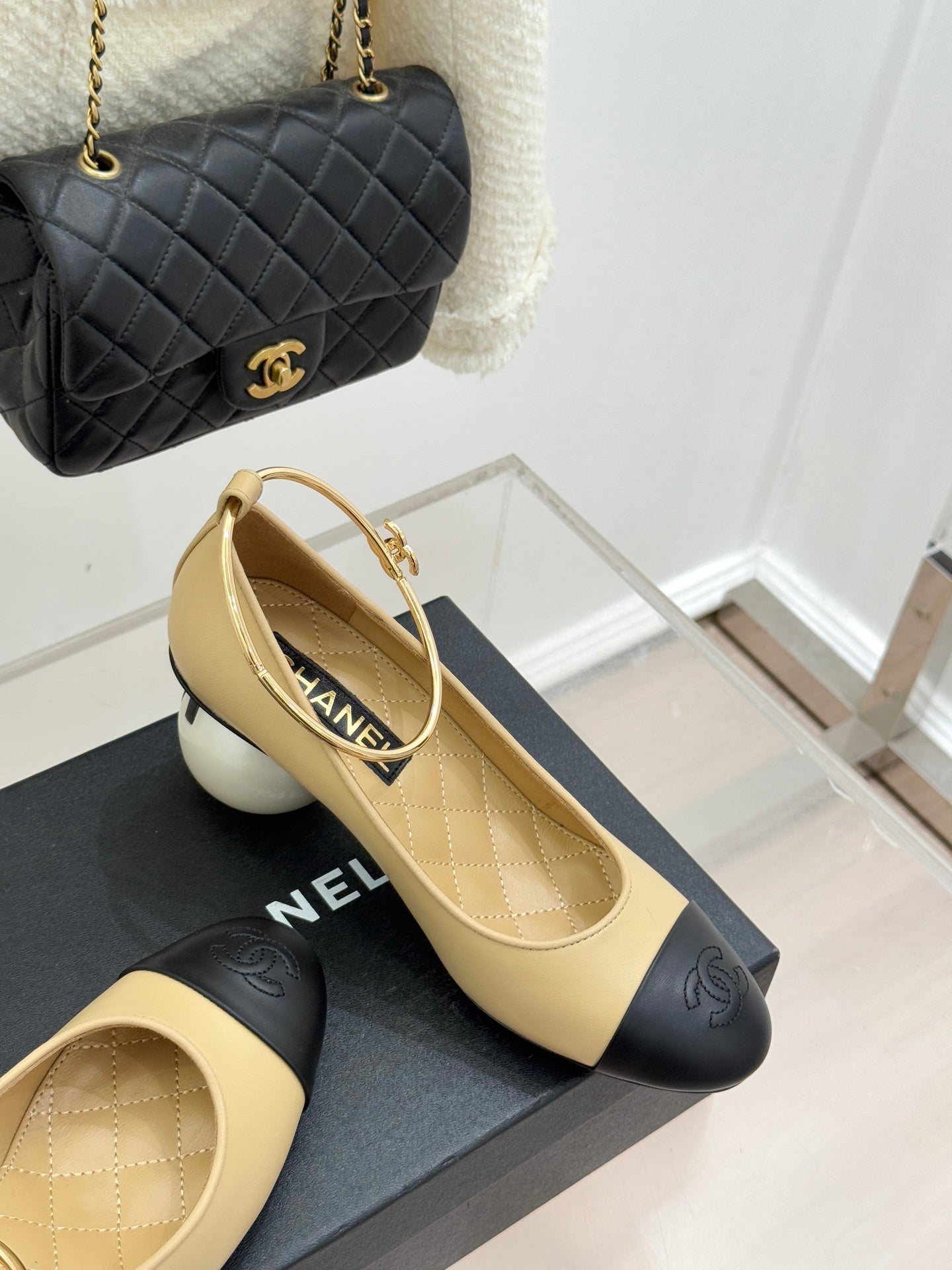 CHANEL