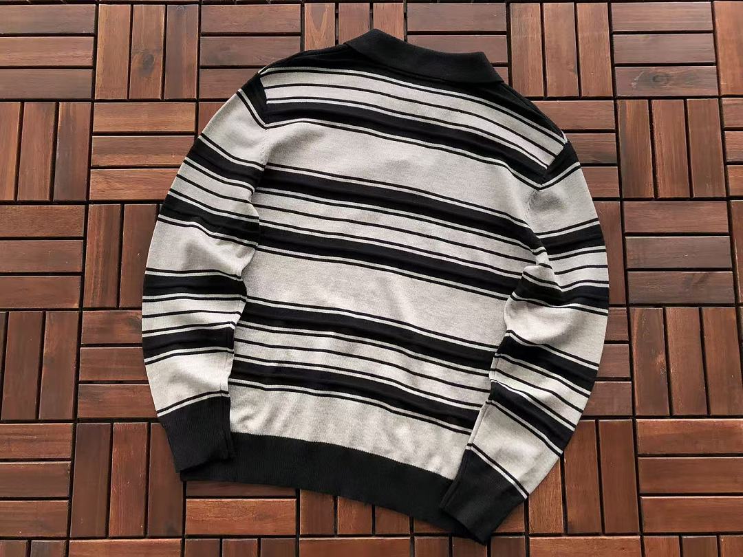 B🔥RB🔥RRY SWEATER