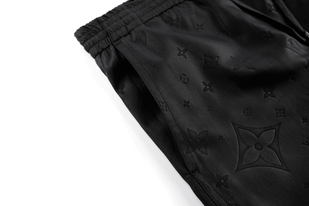PANTALONES CORTOS LV