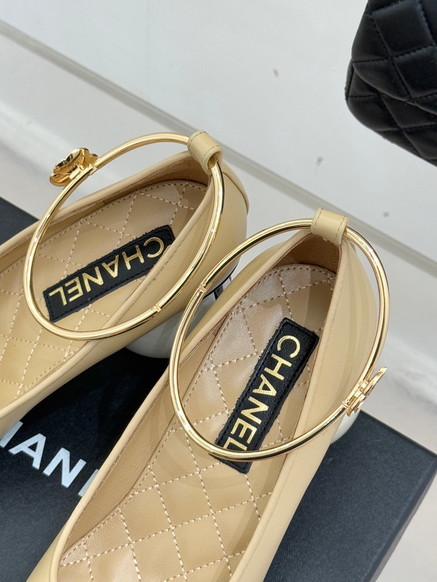 CHANEL