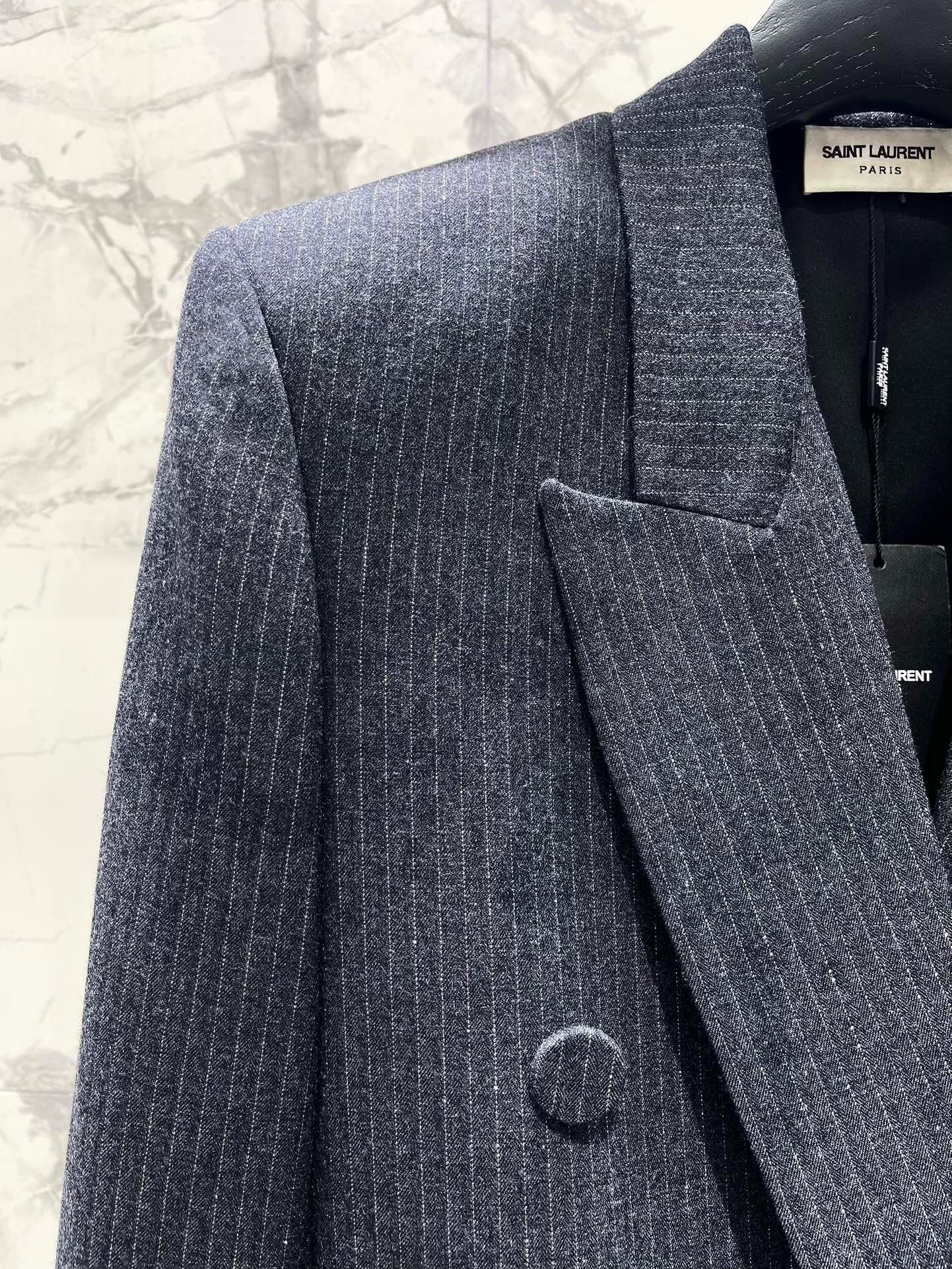 Saint Laurent
