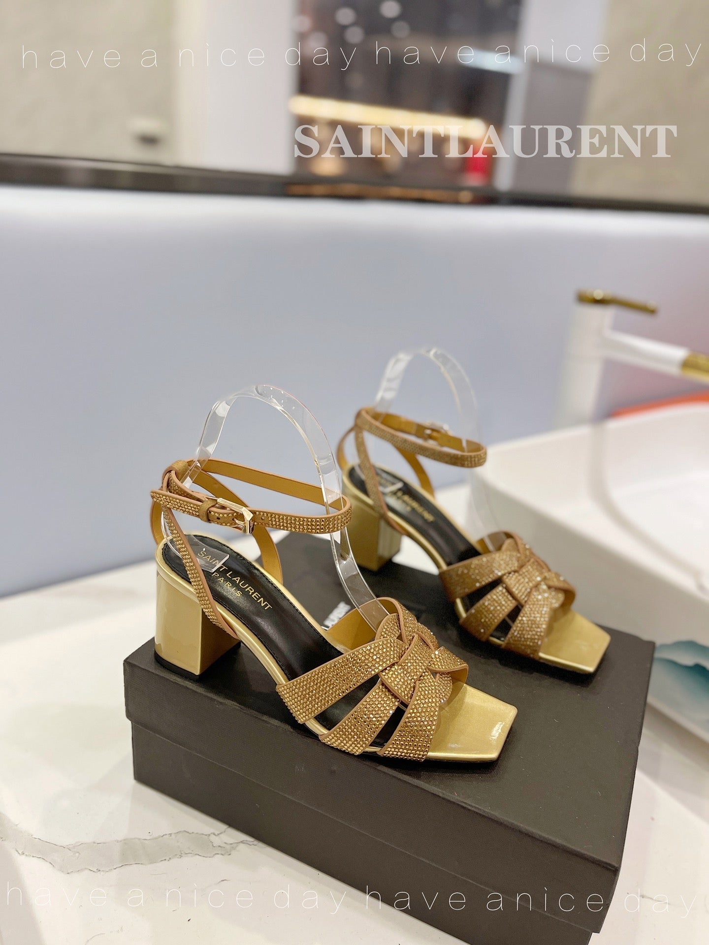 Saint Laurent