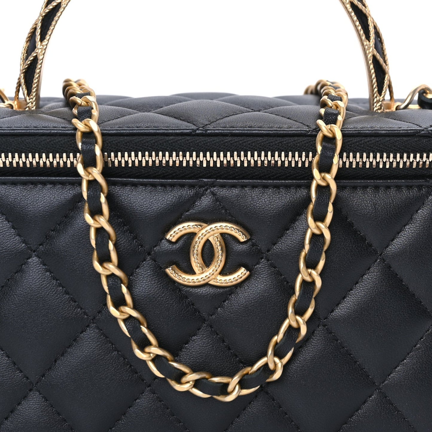 Lambskin Quilted Metal Twist Small Top Handle Vanity Case With Chain  Black