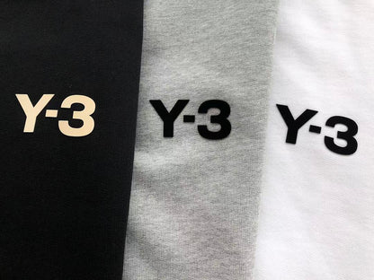 Y🔥 & 🔥DI🔥AS SWEATER