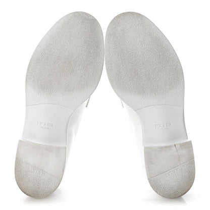 Spazzolato Calzature Donna Triangle Logo 50mm Derby Loafers 38.5 White 38.5 White