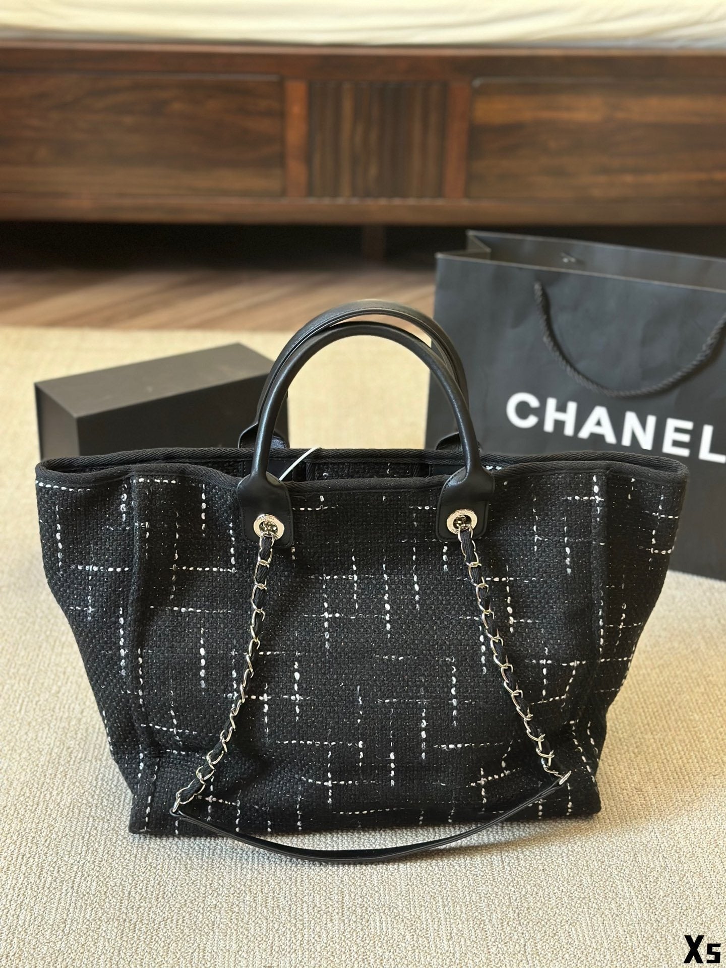 CHANEL