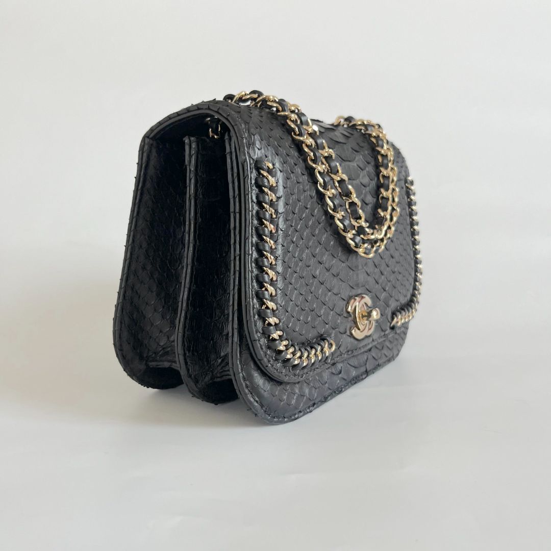 CHANEL
