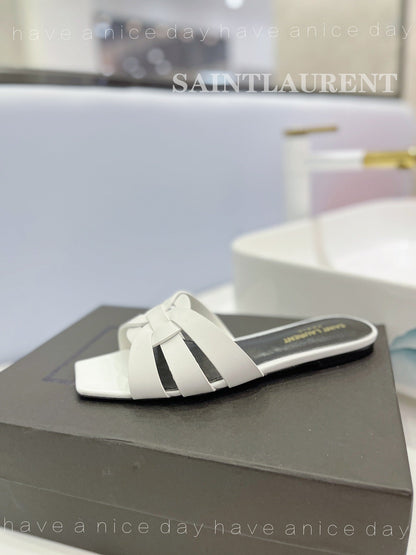Saint Laurent