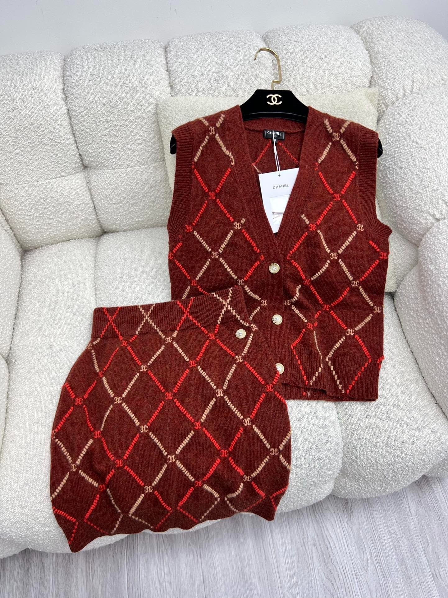 CHANEL