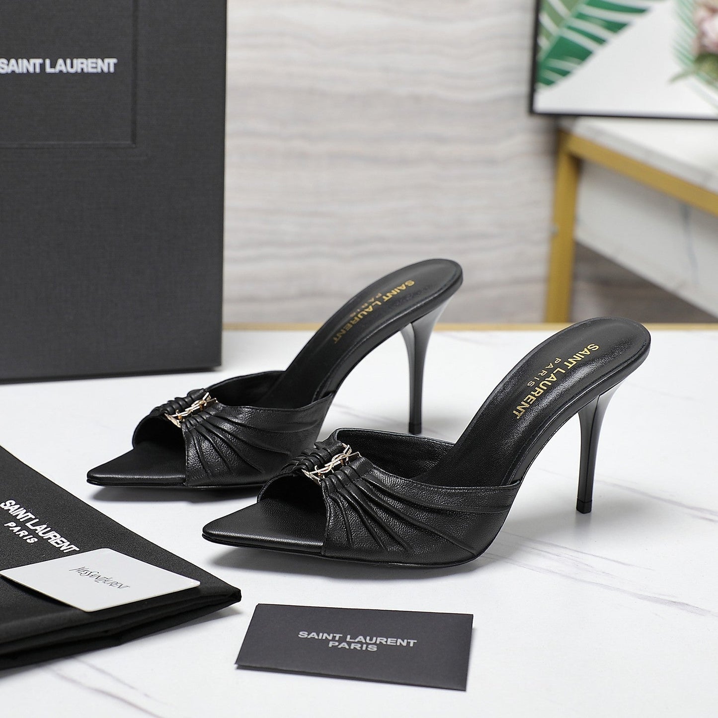 Saint Laurent