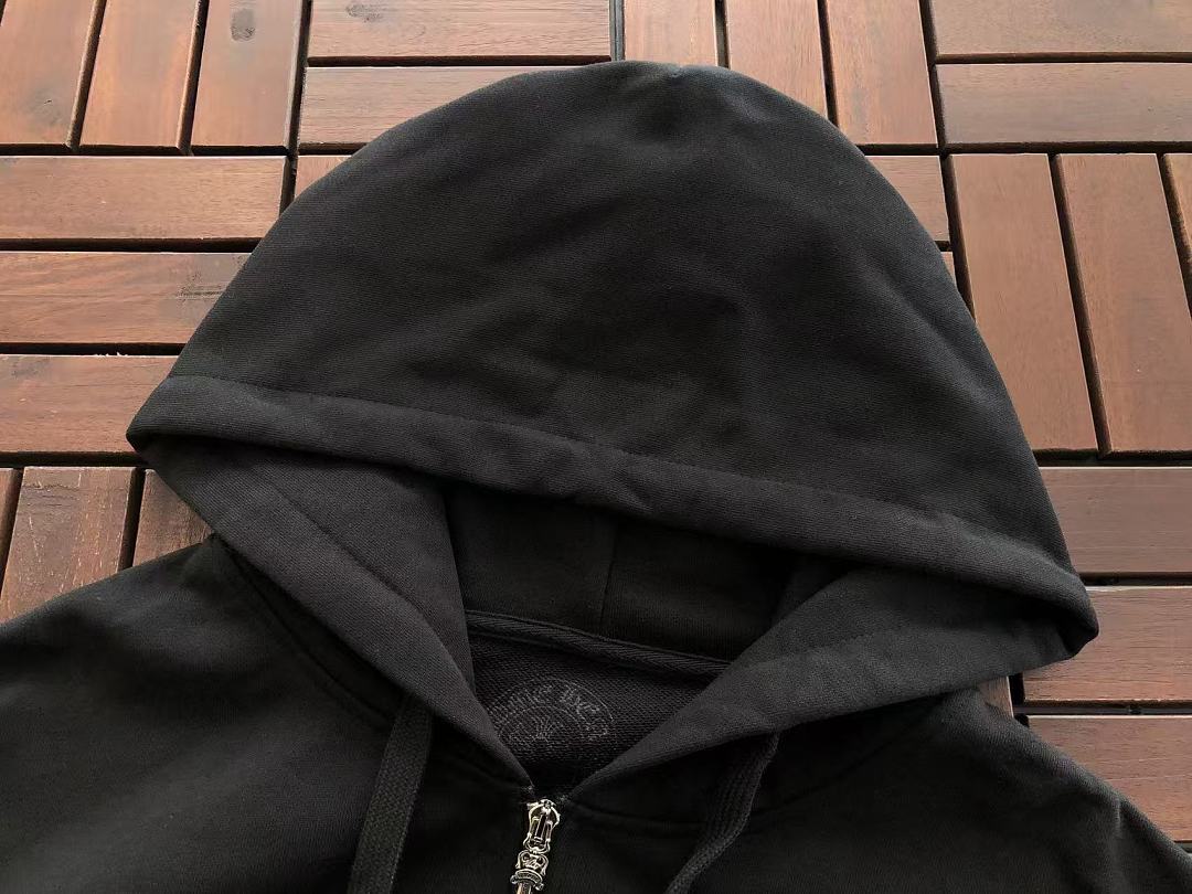 CH🔥OM🔥 HE🔥RTS HOODIE