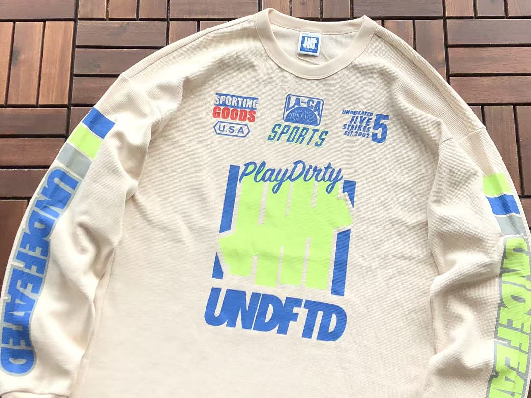UNDEFEATED LONG-SLEEVE