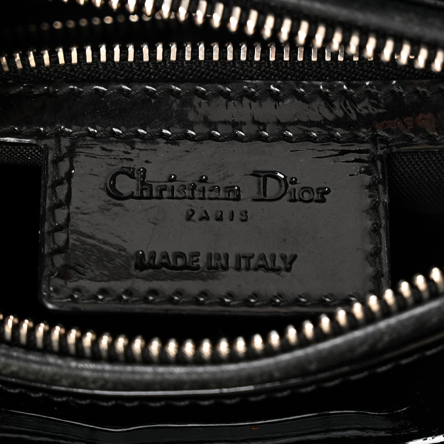 DIOR