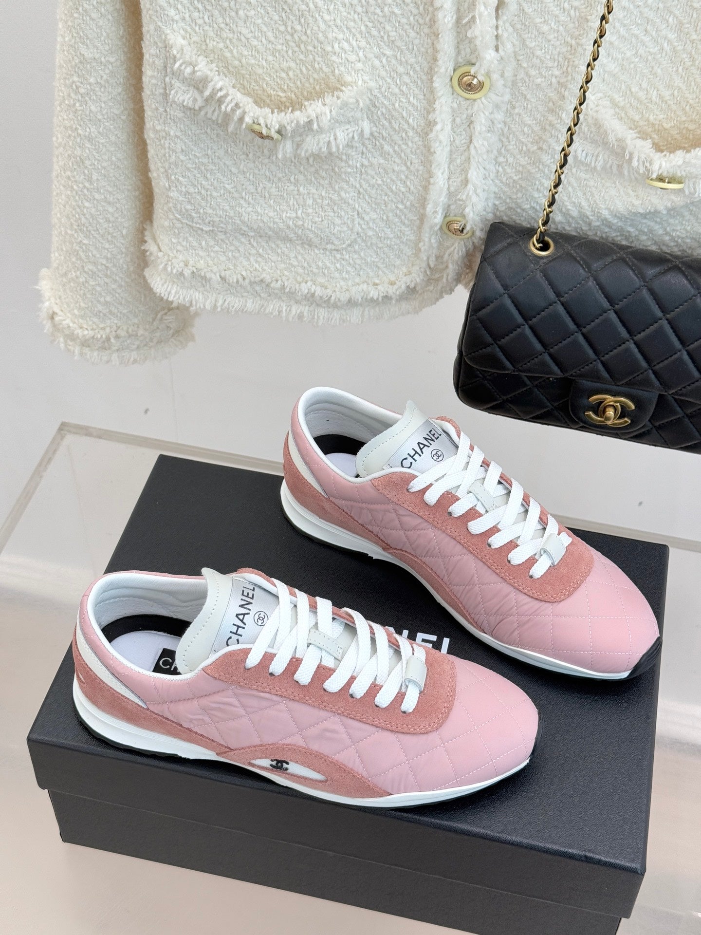 Cruise 2025/26 Trainers Cream Pink Suede Fabric