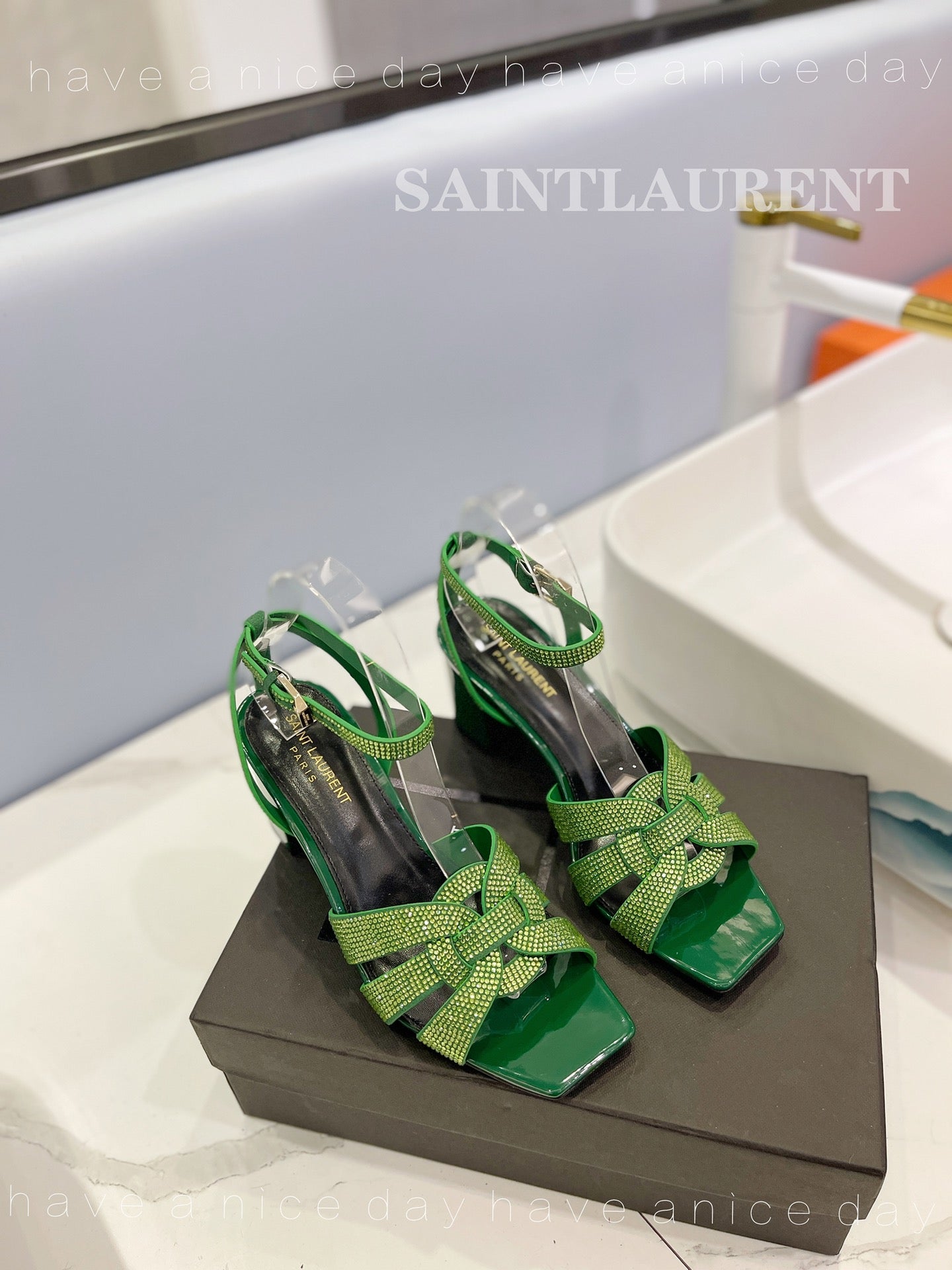 Saint Laurent