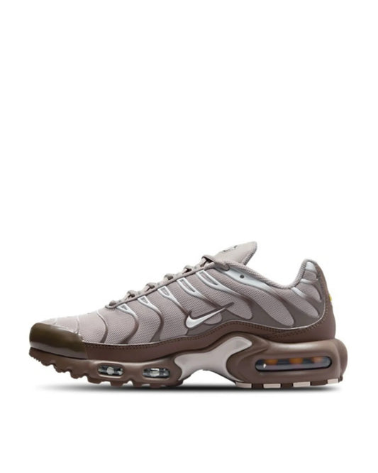 NIKE TN