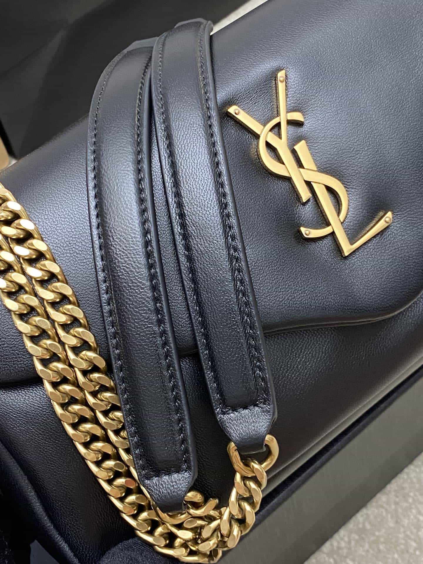 Saint Laurent