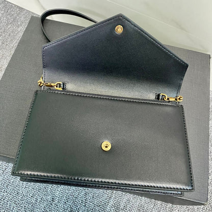 Saint Laurent