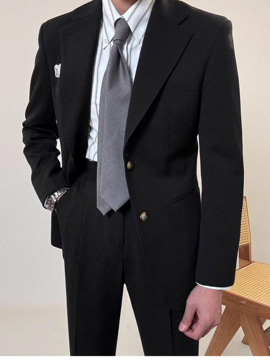 TRAJE
