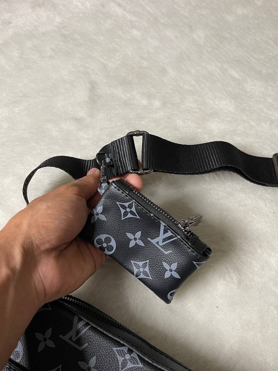 LV men’s bag