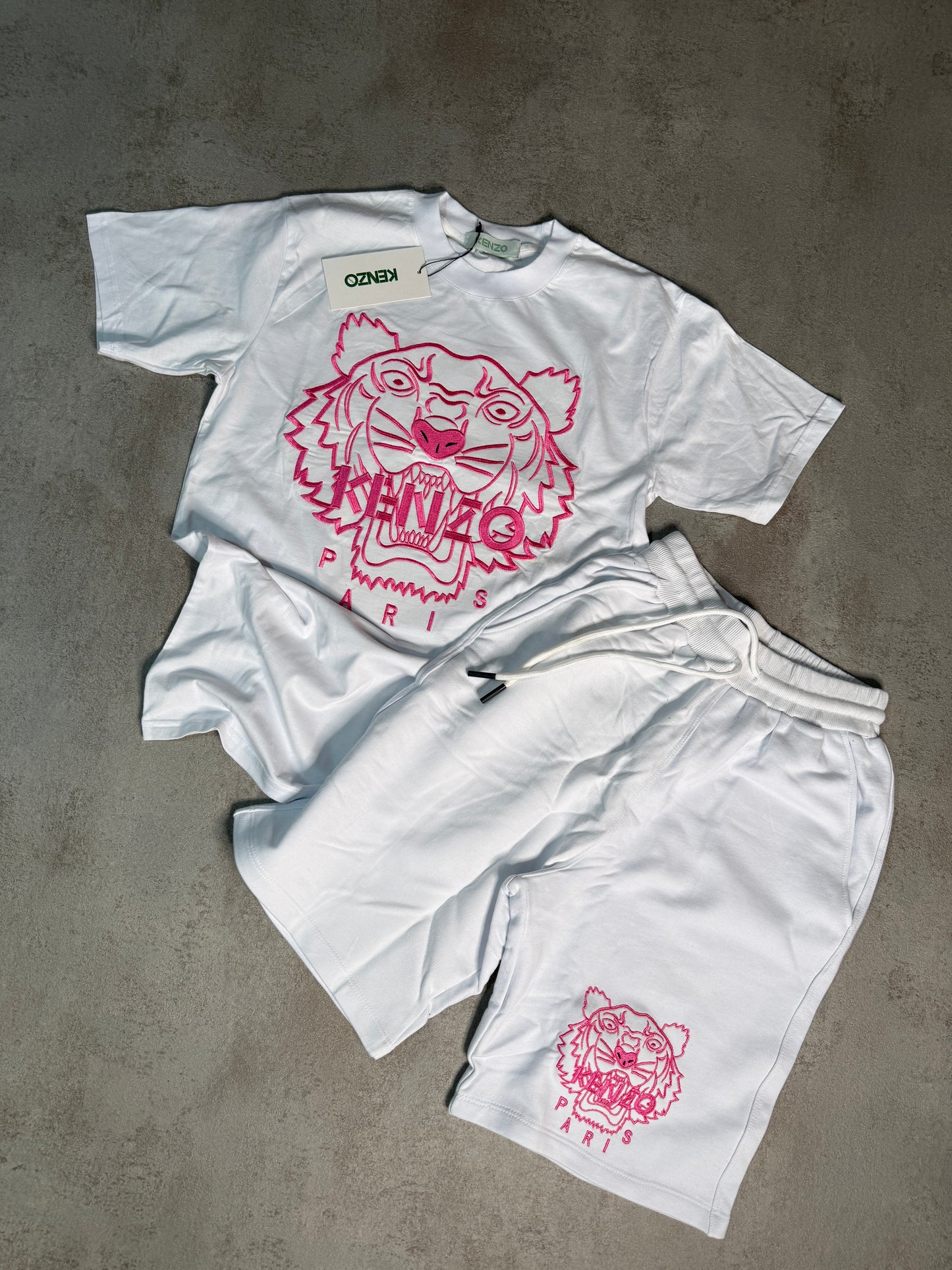 CHANDAL KENZ0
