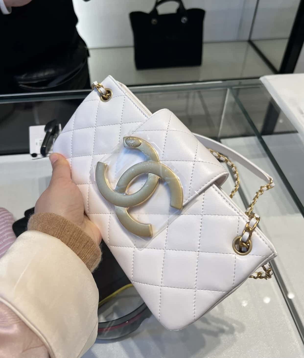 CHANEL