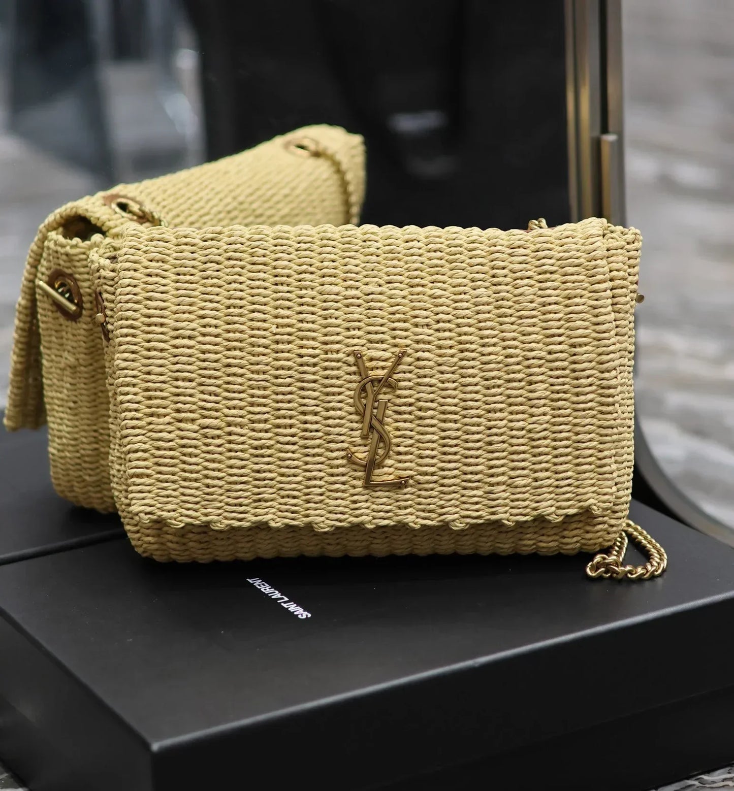 Saint Laurent