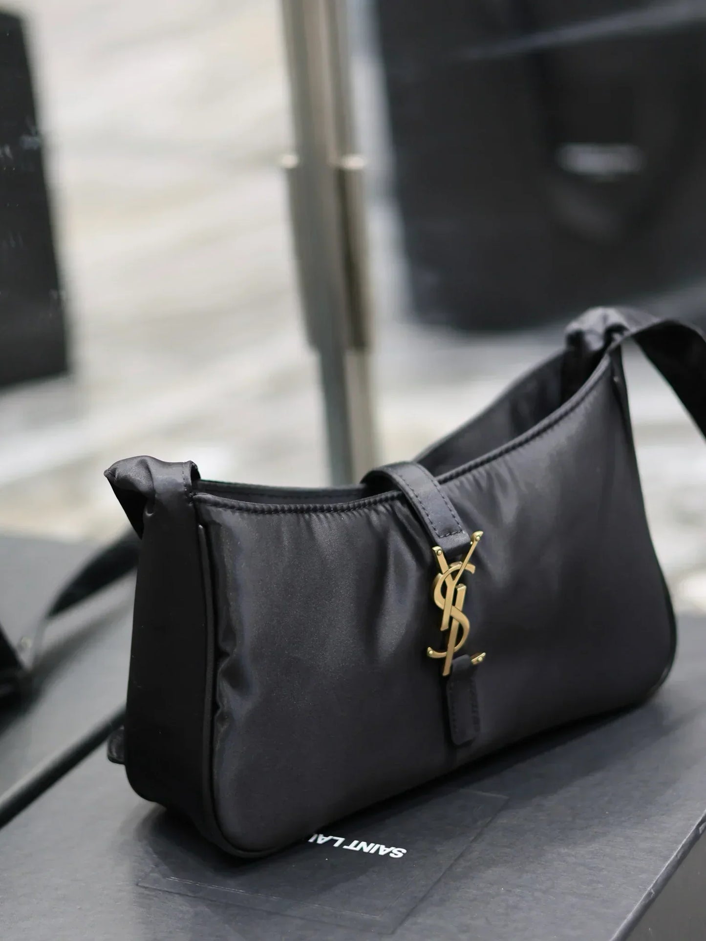 Saint Laurent