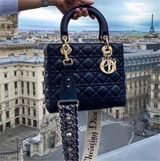 DIOR