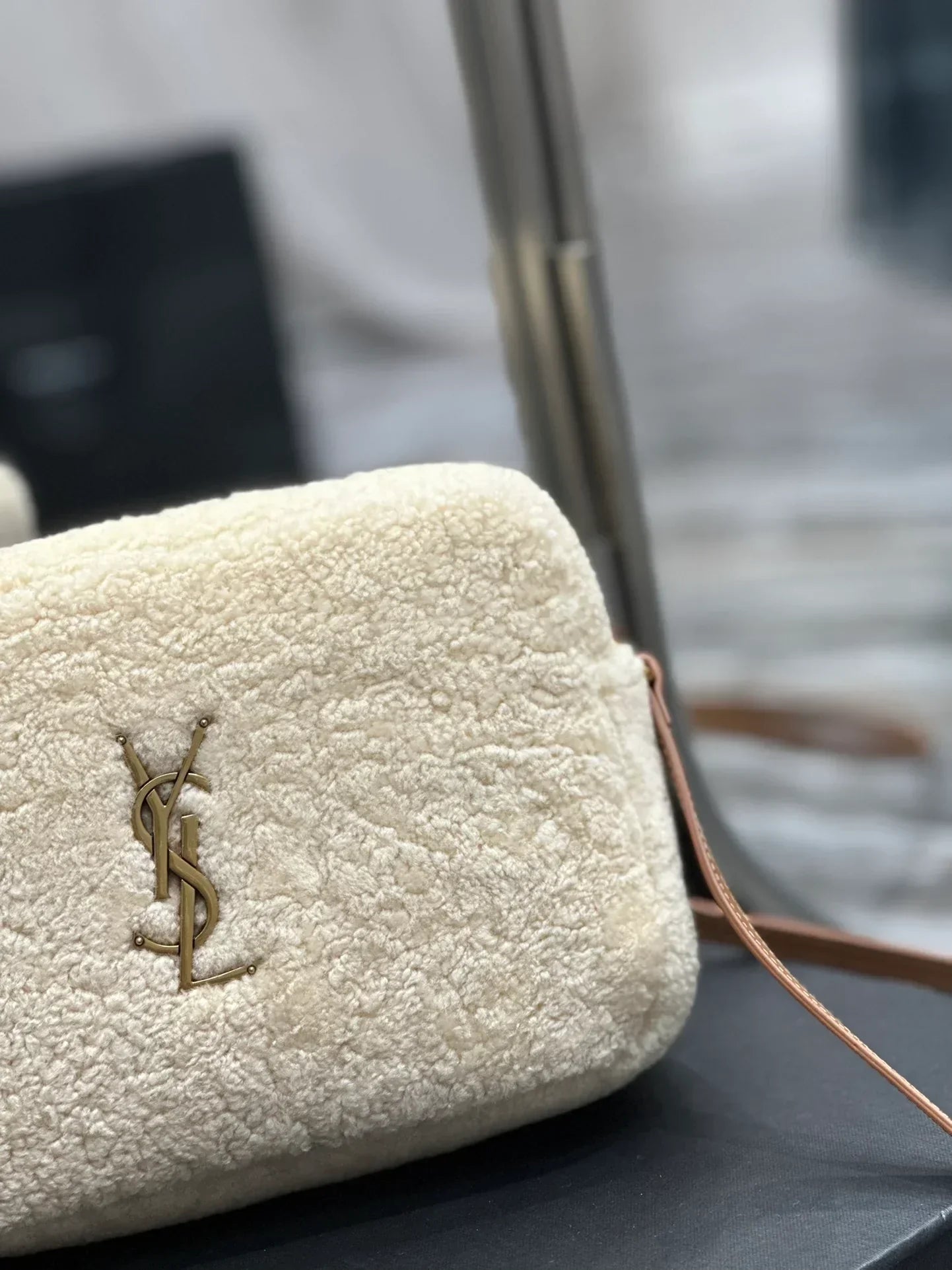 Saint Laurent