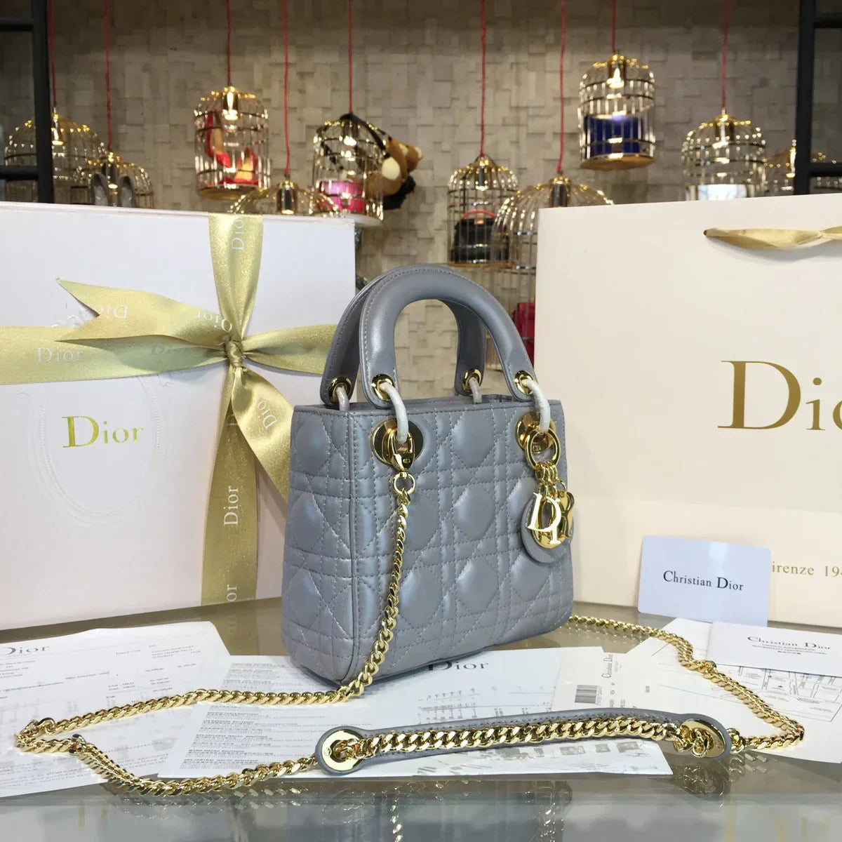 DIOR