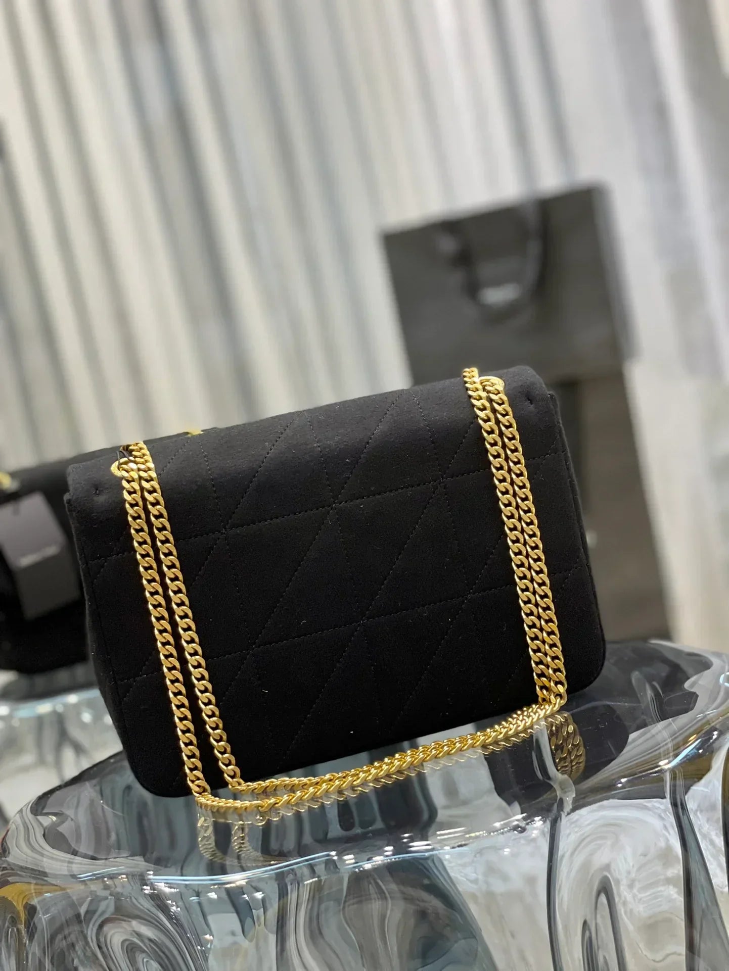 Saint Laurent