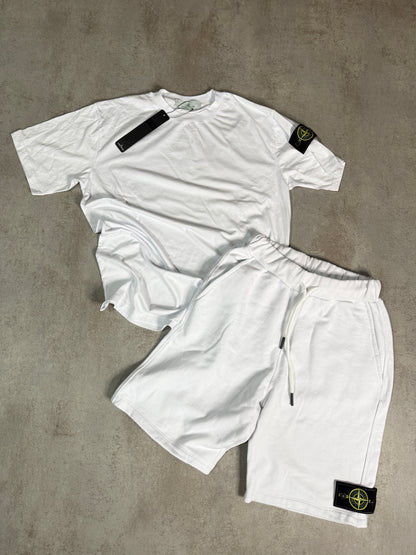 CHANDAL STONE ISLAN|)