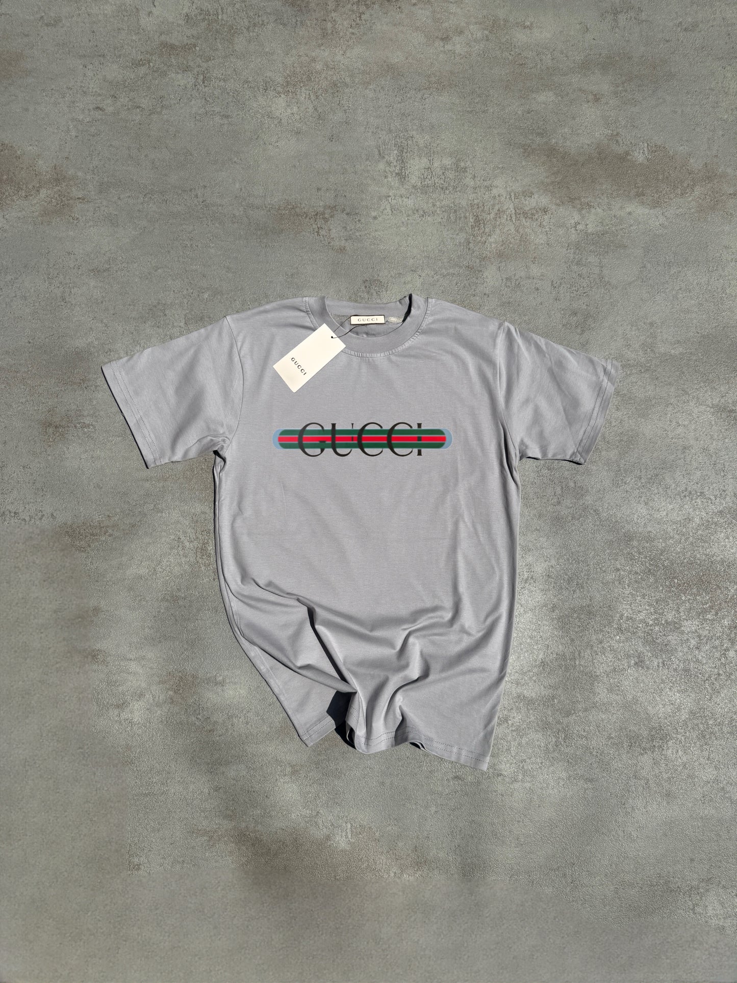 CAMISETA GUCCl