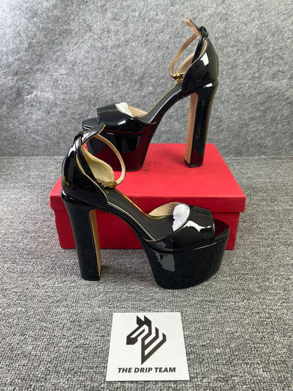 TACCHI VALENTINO