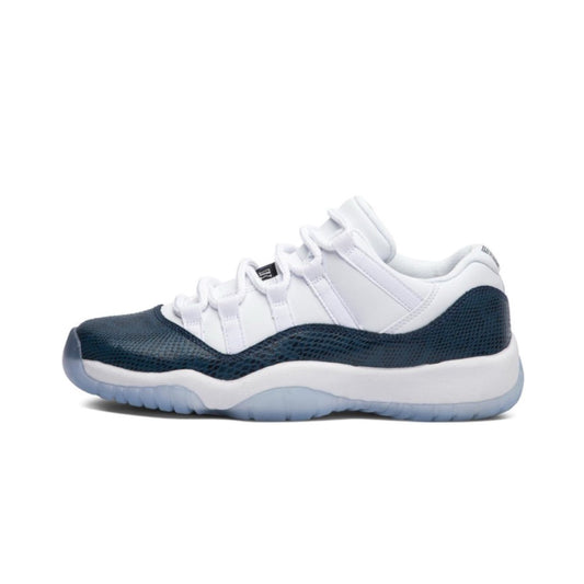 JORDAN 11 Retro