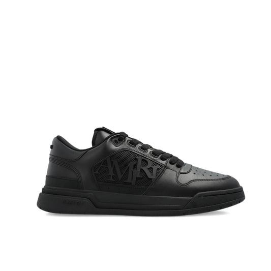 Amiri trainer