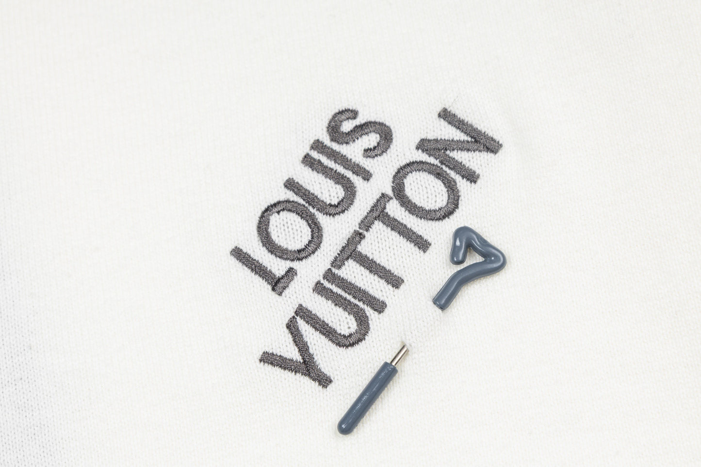 CAMISETA LV