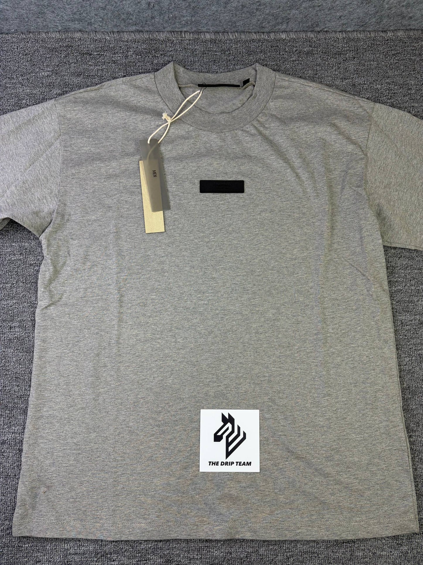 CAMISETA ESSENTlAL$ talla M