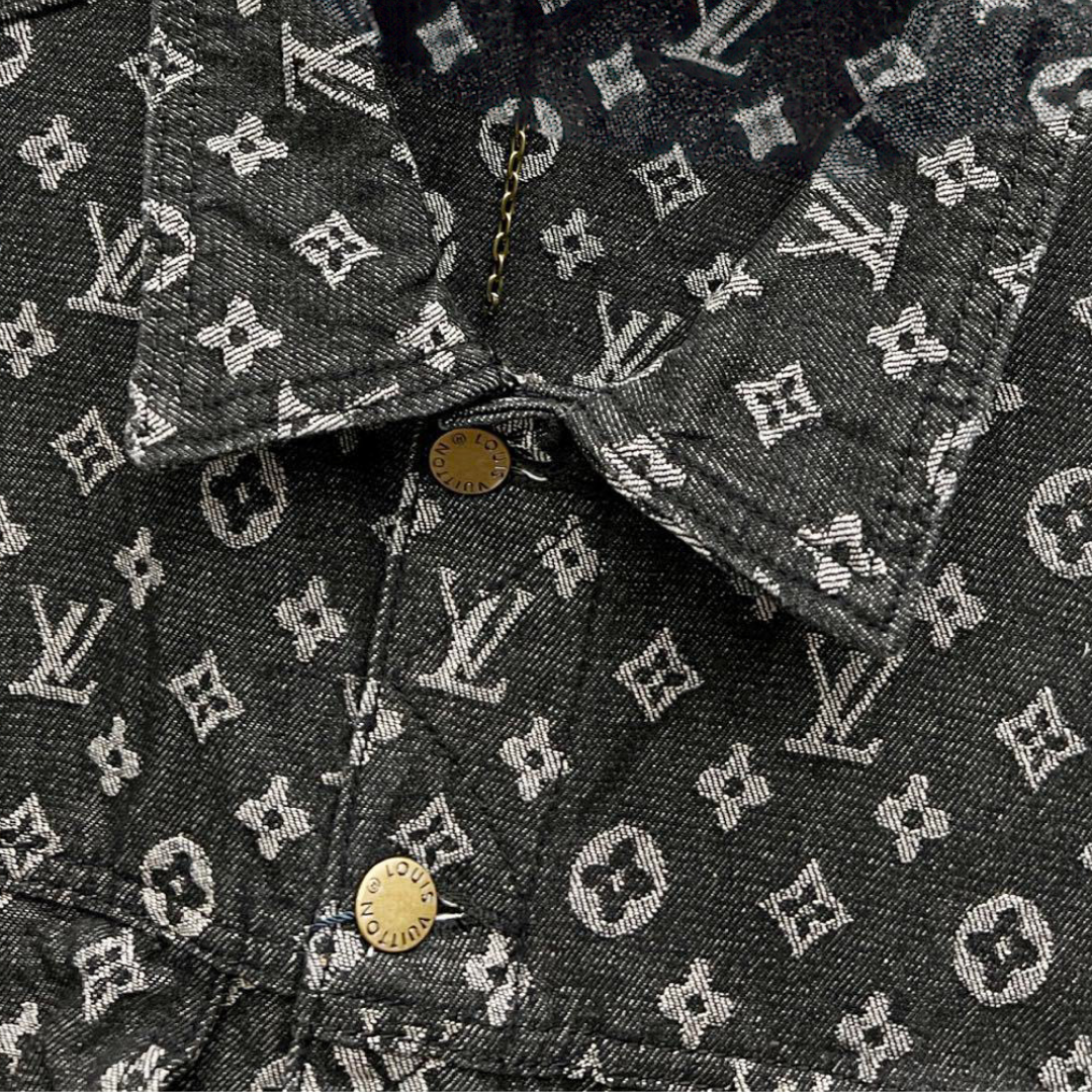 Chaqueta LV