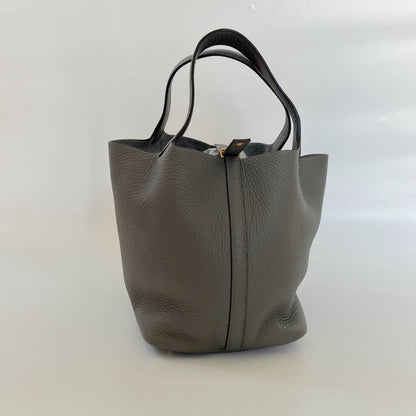 Hermès