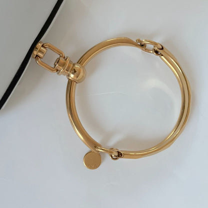 Chloé
