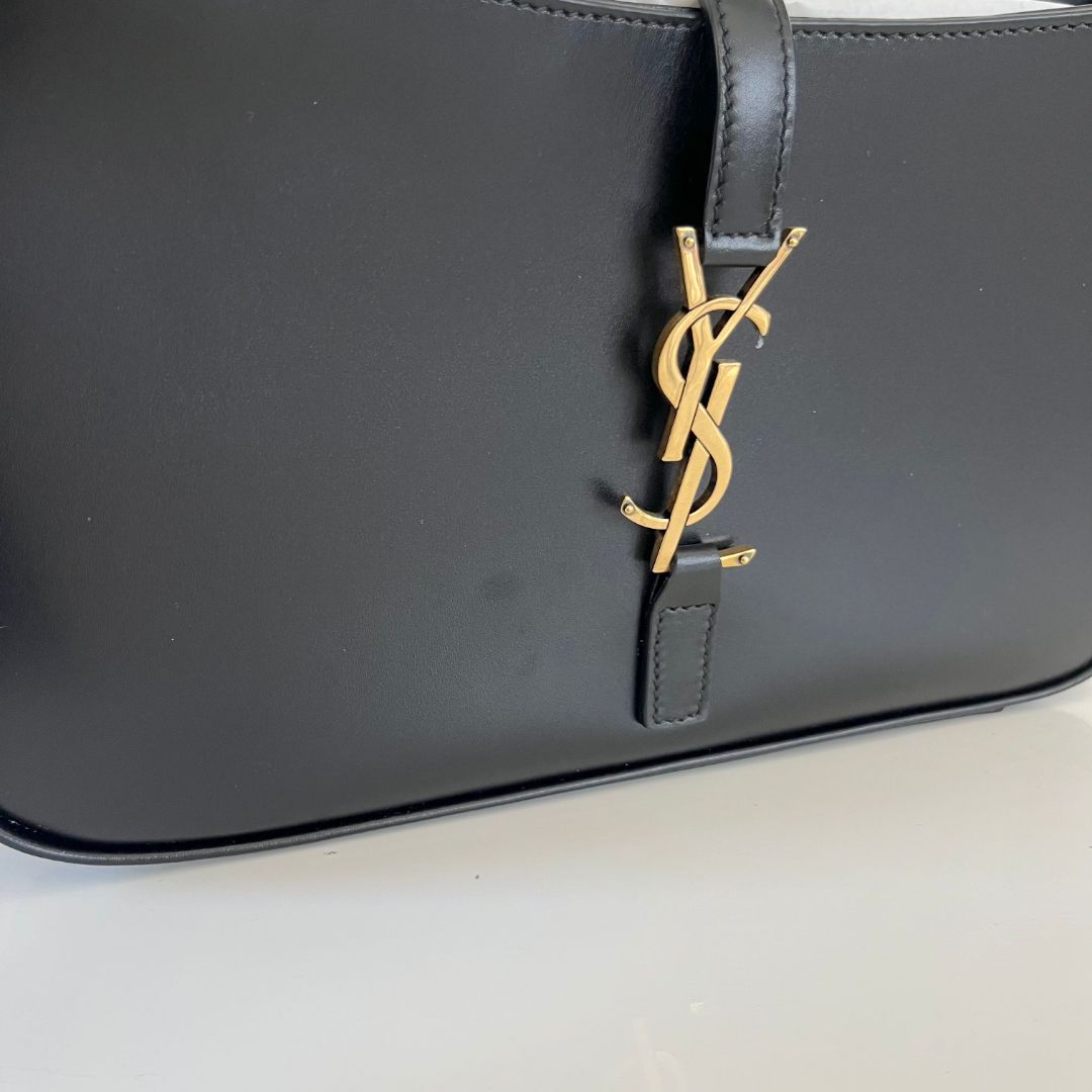 Saint Laurent