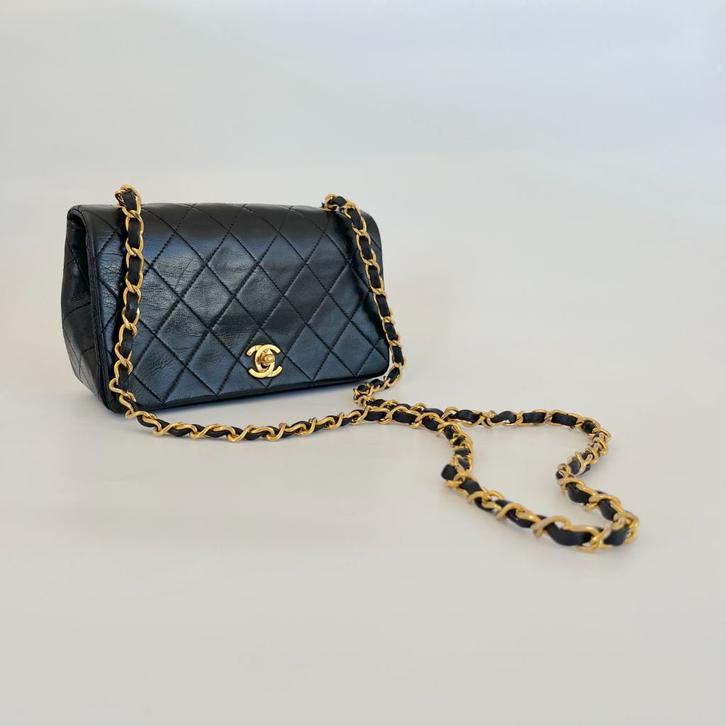 CHANEL