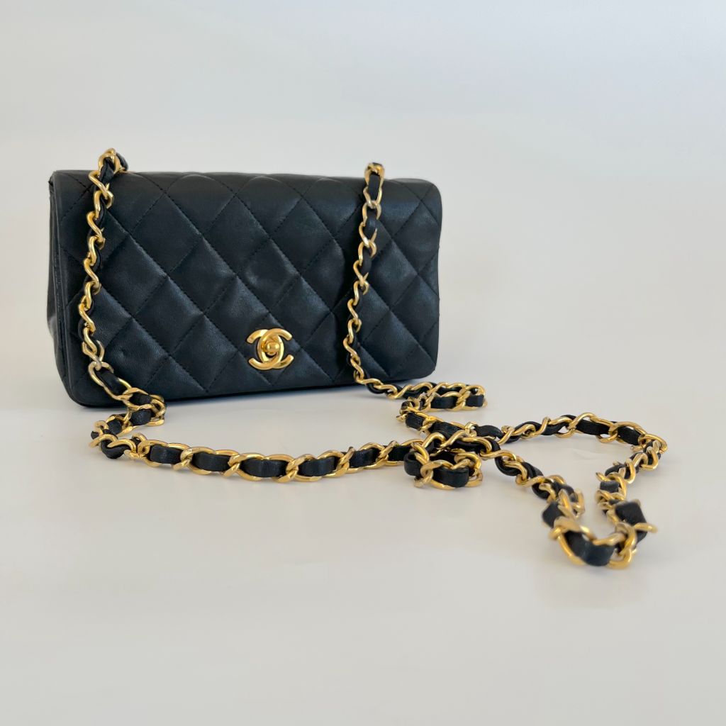 CHANEL